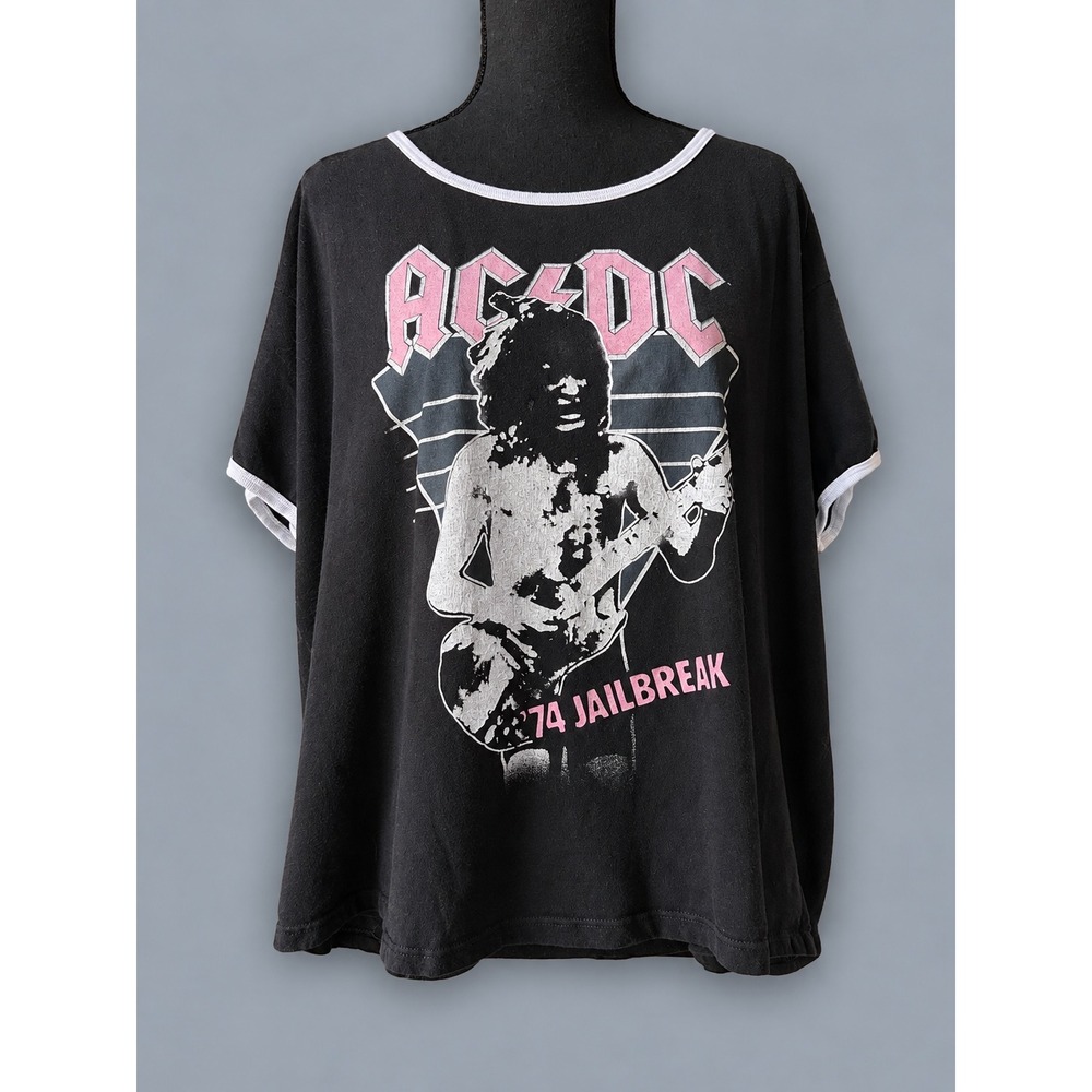 AC/DC T-Shirt Women 2X Black Excellent 74 Jailbreak Graphic Ringer Tee